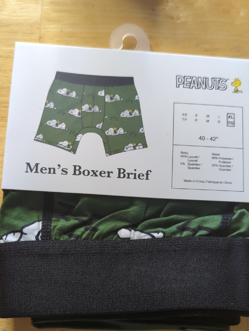 Peanuts Men's Green Boxer Briefs with Snoopy Pattern